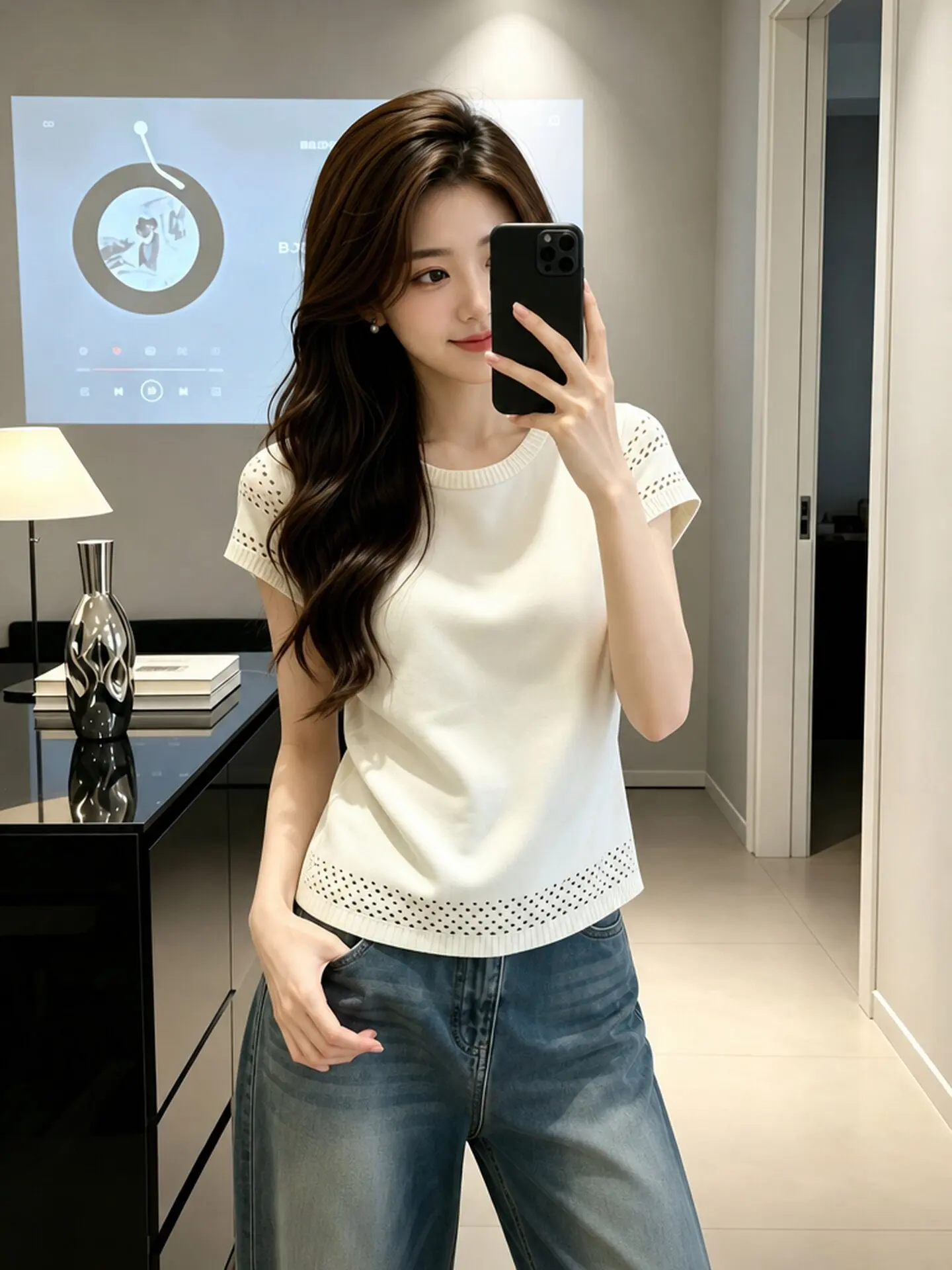 Early Autumn Short Sleeve Knitted Sweater Women's round Neck Loose Fit Light Beige Comfortable Feeling Good Looking Top
