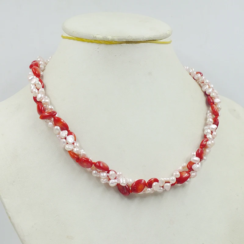 Delicate. Simplicity. Charm. Professional women's jewelry. Natural coral pearl necklace 18