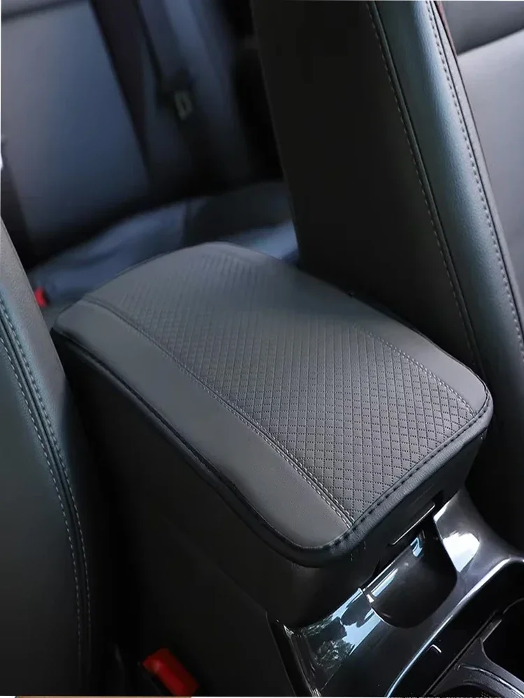 Coussinet de boîte d'accoudoir de voiture, housse antidérapante universelle en fibre de cuir pour Volkswagen VW Golf 6 7 GTI Tiguan Passat B6 B7 CC Jetta MK Amagi