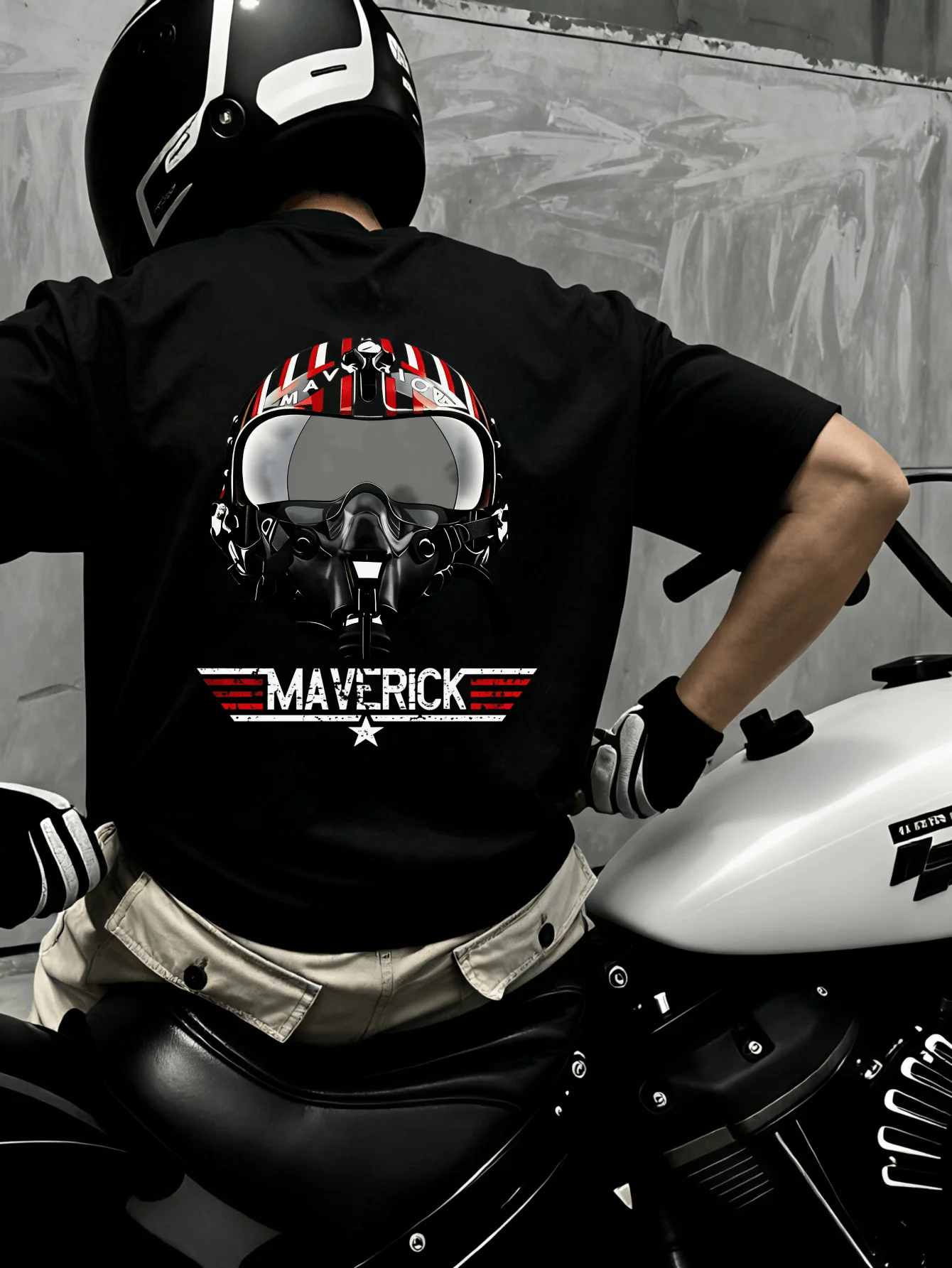Street Style Men's T-shirt, Unique Pilot Helmet Pattern, Unisex, Summer Motorcycle Riding Outfit, Motorcycle Enthusiast Gift