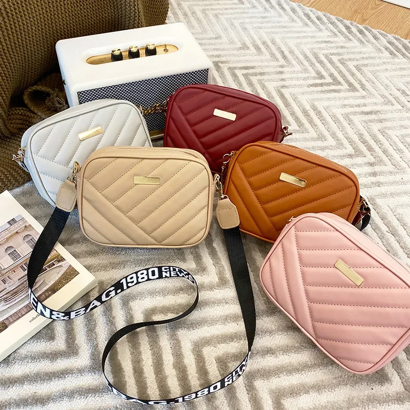 Rolling Strip Camer Ladies Bag Lingge Crossbody Bag Women's New Storage Bag One Shoulder Mobile Phone Bag Purses and Handbags