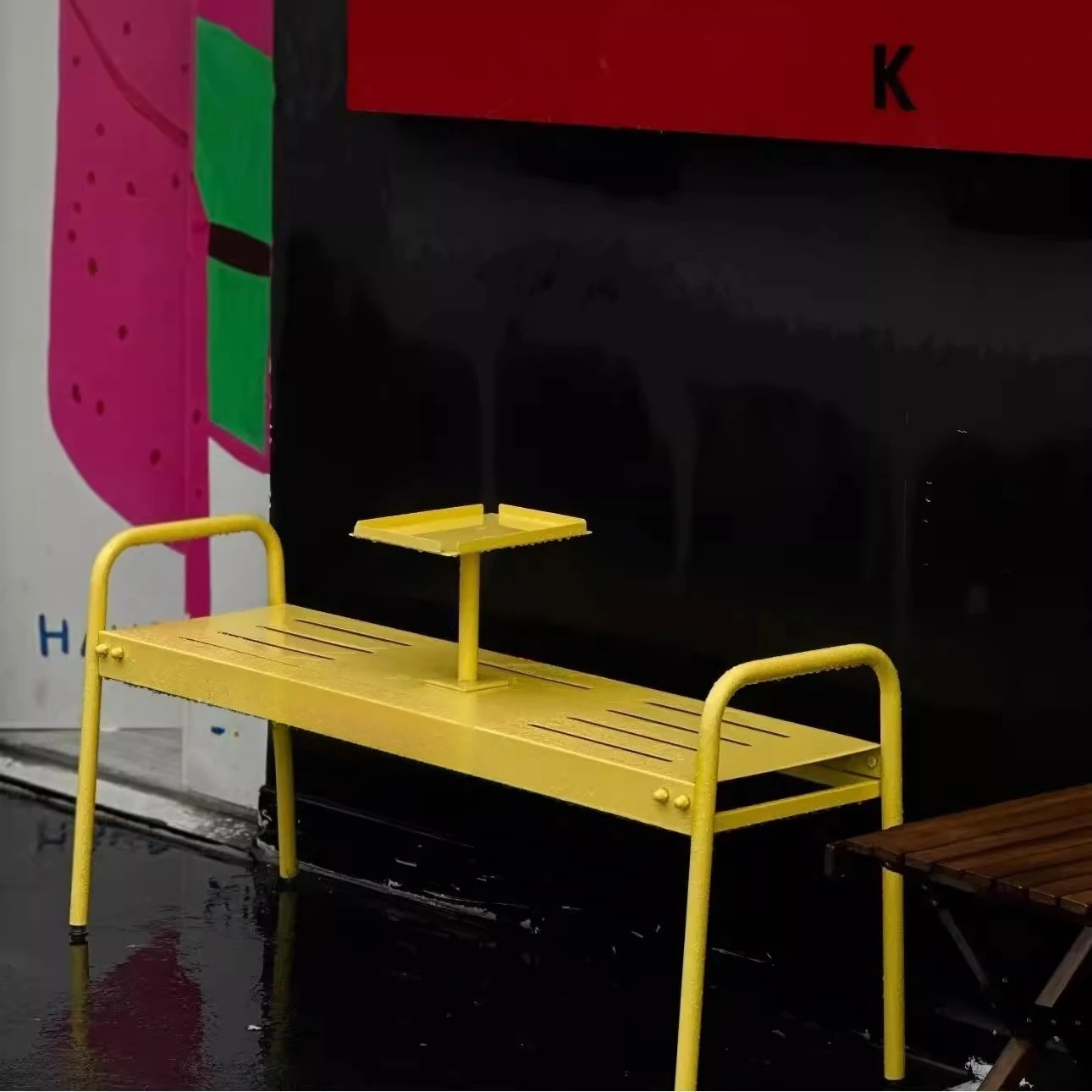 Outdoor leisure park bench, coffee shop milk tea rest stool