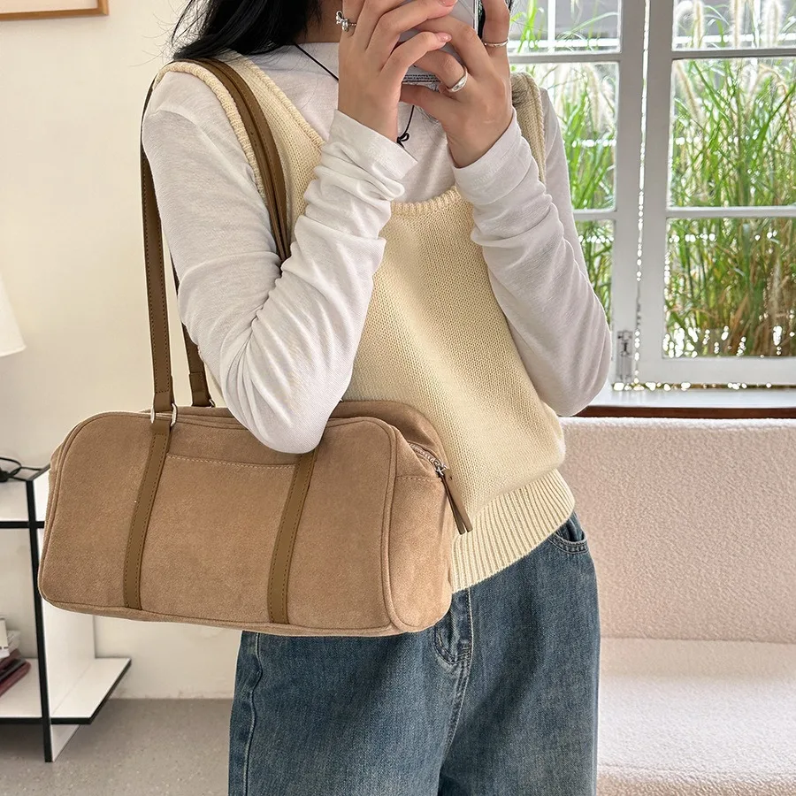 LEFTSIDE-Bolso de hombro de ante de imitación para mujer, bolsa de mano pequeña Y2K, moda coreana, invierno, 2024