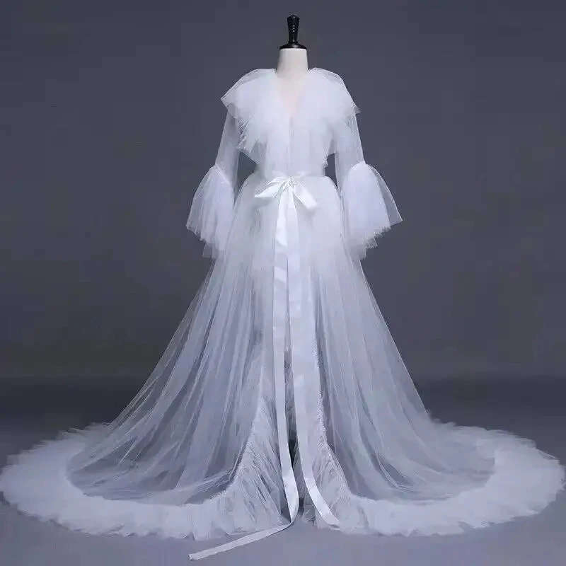 

c;4,g\6/5;e,8\v,5/Women's Medieval Vintage Semitransparent Bridal Gowns Feather Wedding Robe Tulle Fantasy Furry Edge Fa3;v\6.h/