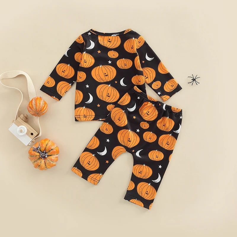 Newborn Baby Gender Neutral 2-Piece Outfit Adorable Pumpkin Print Top with Matching Pants for a Cute and Cozy Look