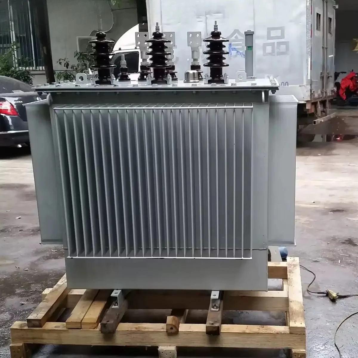 3 Phase Step Down 400kV 50kva 100kva 200kva 300kva Oil Immersed Transformers 440V/480V Output Pricing Customized