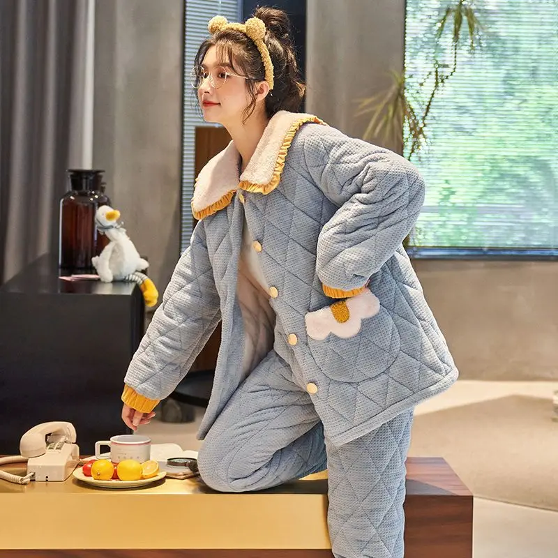 

Coral Fleece Pajamas Women's Winter Three-layer Padded Cotton OutsideThickened Fleece Student Dormitory Flannel Loungewear Set