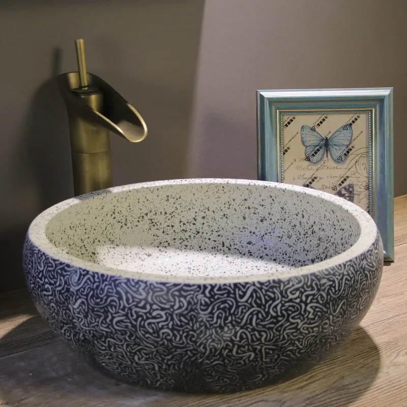 Jingdezhen ceramic art table basin, household bathroom retro wash basin