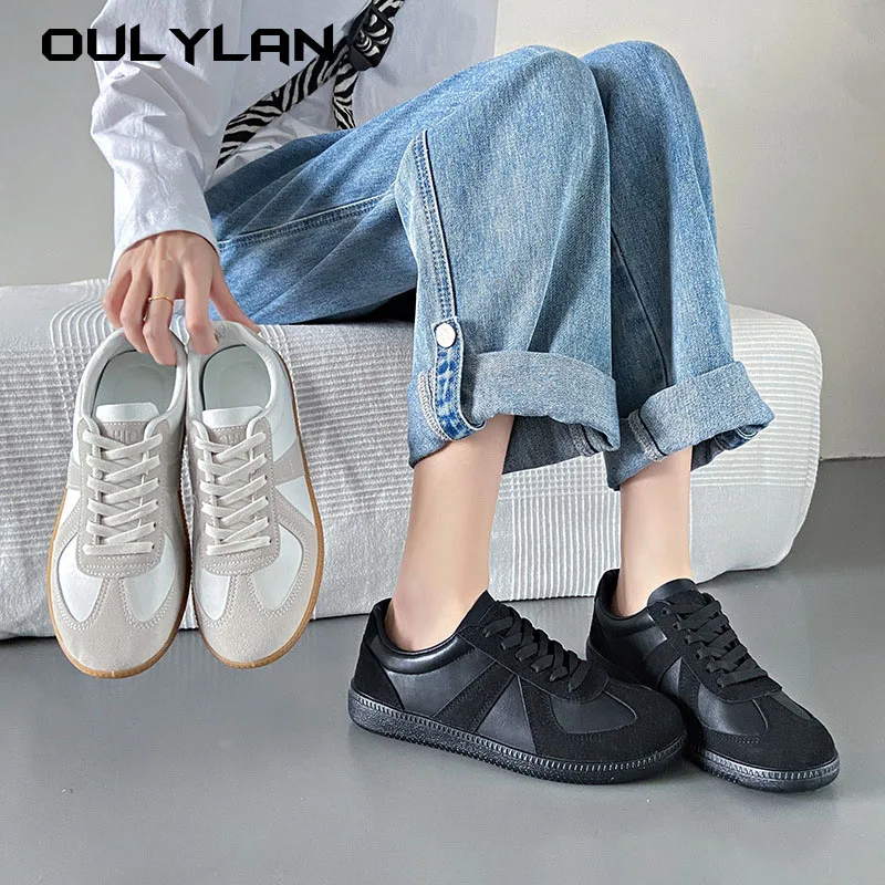 White Shoes For Women, Instagram trendy Korean Version, Versatile Women's Moral Training Shoes, Flat Bottomed Board Shoes