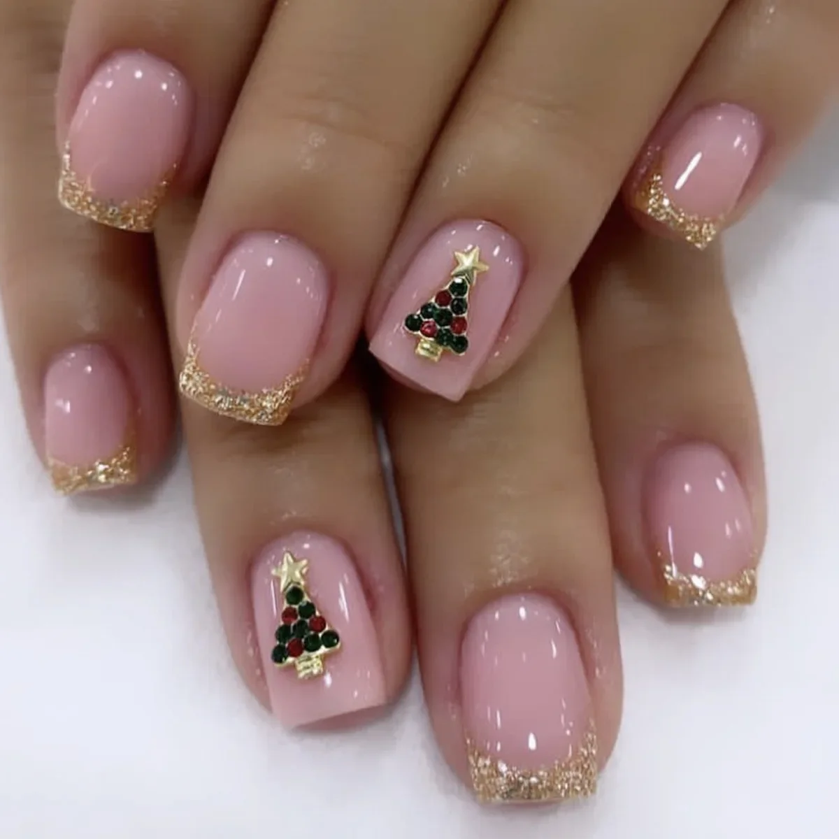 24Pcs Lovely Short Square Christmas Tree False Nail Art French Full Cover Acrylic Nails with Shimmery Powder Press on Nails Tips