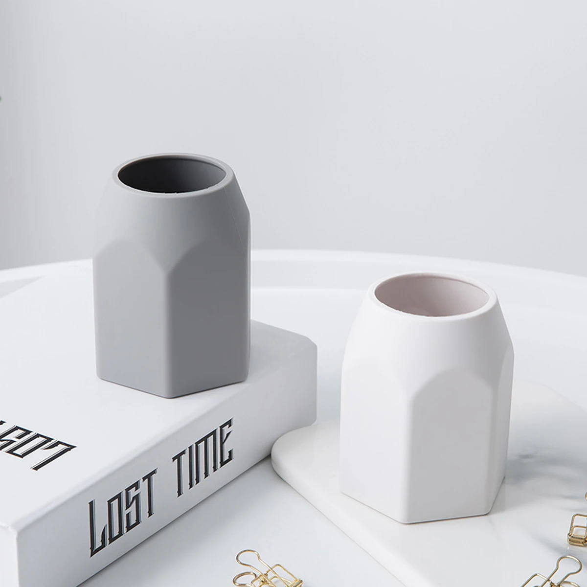 1PC Silicone Simple Pen Holder Korean Stationery Desktop Storage Necessities for Back to School Study Office Stationery