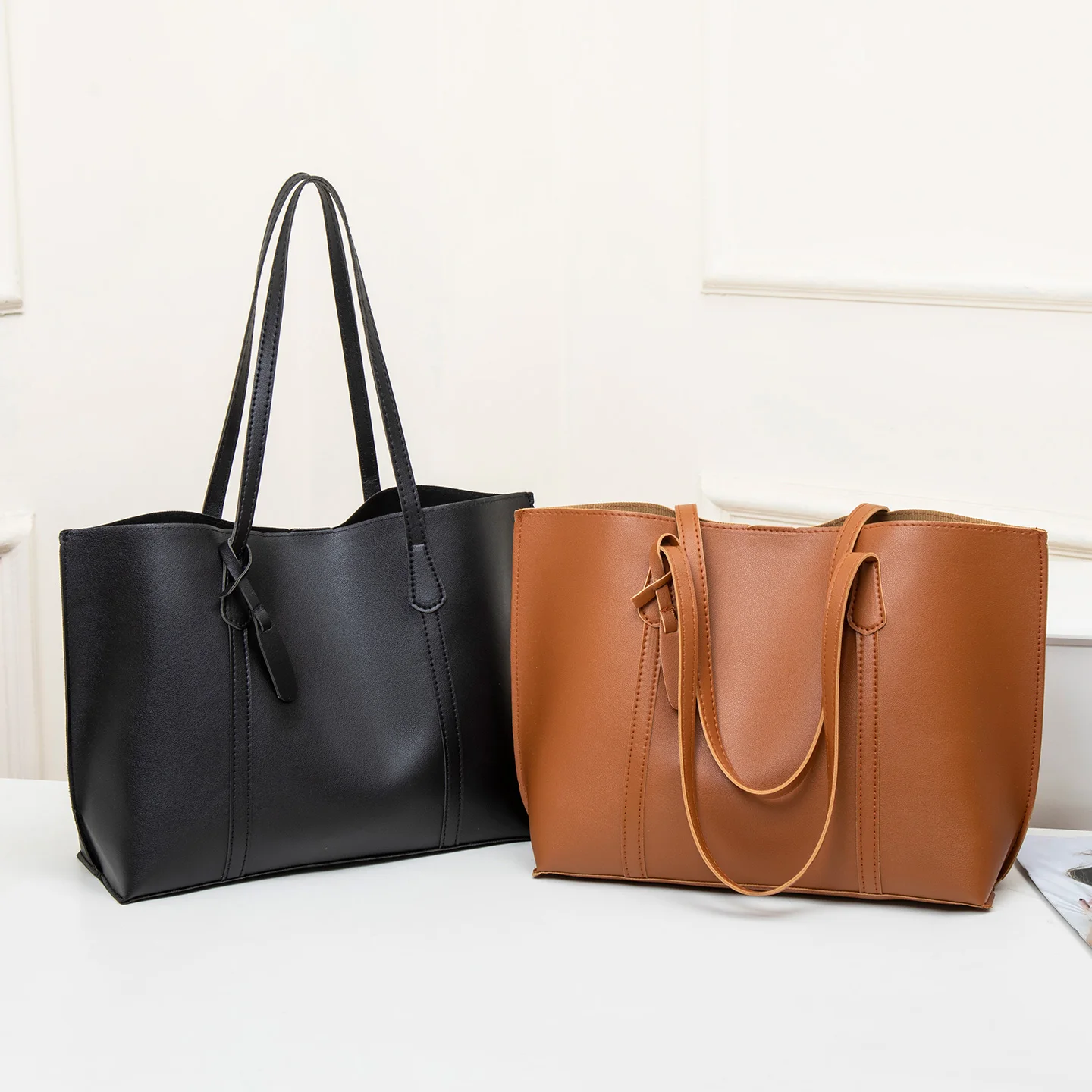 Women's Solid Color Large Capacity Tote Bag for Travel, Fashionable Lightweight Portable Shoulder Bag for Daily , Casual  Totes