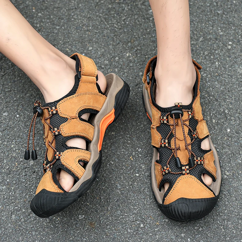 

Summer New Men's Breathable Casual Fashionable Outdoor Beach Shoes Fashion Brand Men's Comfortable Soft Soled Non Slip Sandals