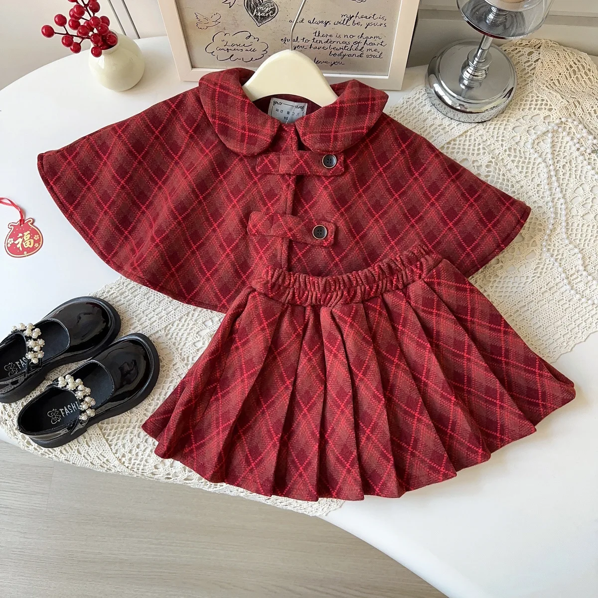 Girls' Korean Version Set, Winter New Item, Stylish and Stylish Shawl Skirt for Baby Girls, Two-piece Set