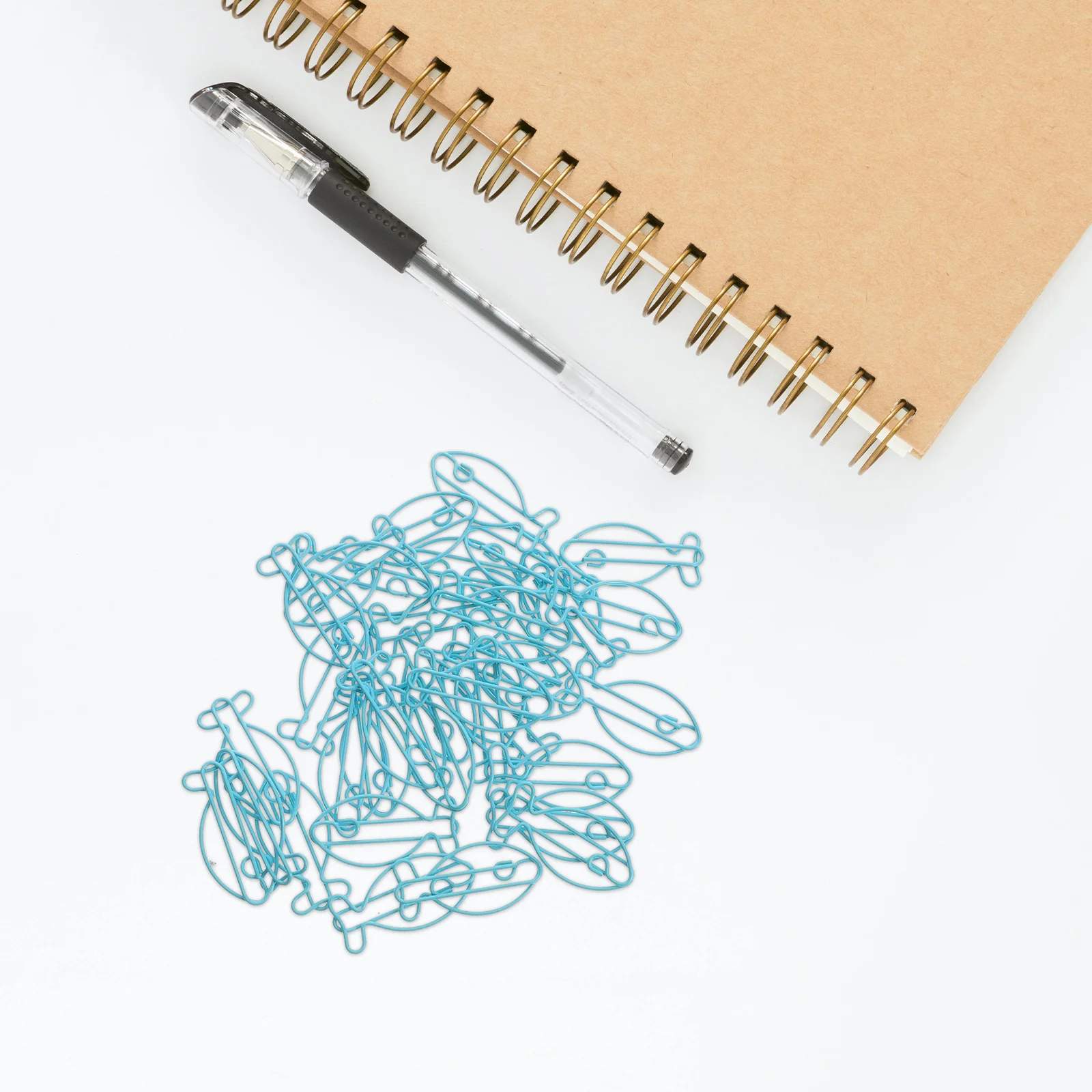 

30Pcs Fish Shaped Paper Clips Cute Metal Stationery Set Creative Design for Office School Home Organization Decorative Supplies