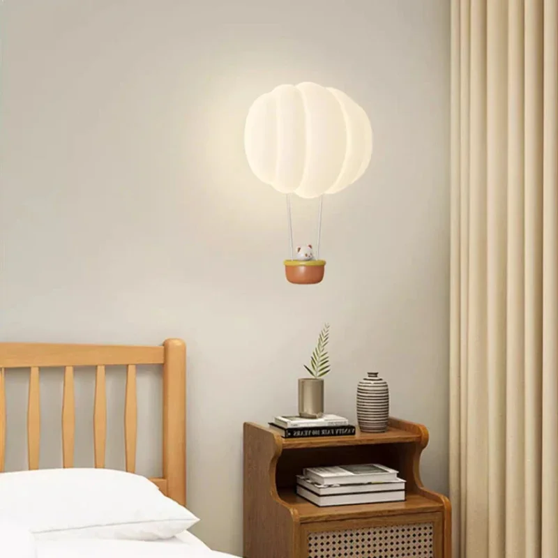 Modern creative bedroom children's room wall lamp sitting hot air balloon bear lamp warm girl bedside room decoration wall lamp