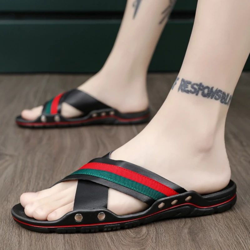 

New Summer Bestseller Color-blocked Flat Heel Lightweight Round Toe One-foot Breathable Quick-drying and Anti-slip Slipper
