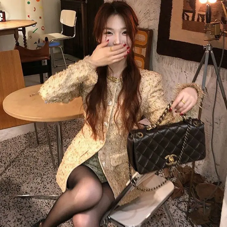 고급 디자인 온도 상의 및 반바지, 청순 하이엔드 스타일, 여성 의상 세트, 2024 가을 겨울 신상