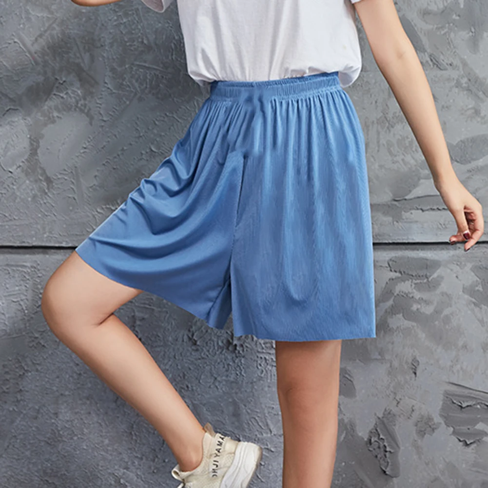 Atmungsaktive Eisseide-Shorts mit weitem Bein für Damen, Sommer, lässig, locker, Fünf-Viertel-Hose, bequemes Nylon-Spandex