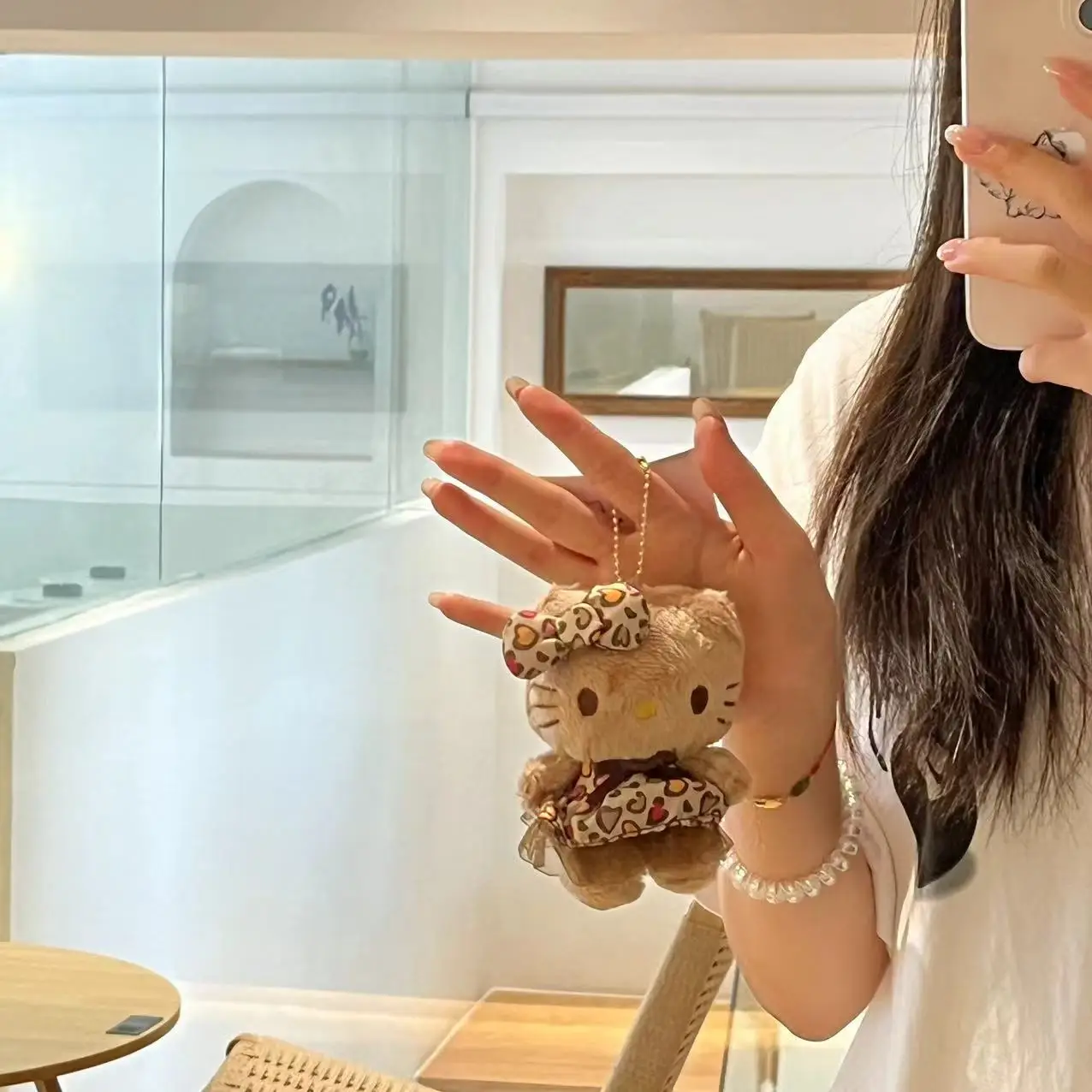 Hello Kitty pluszowa lalka brelok kreskówka czarna skóra spódnica w panterkę Kitty Cat wisiorek breloki akcesoria do toreb prezenty