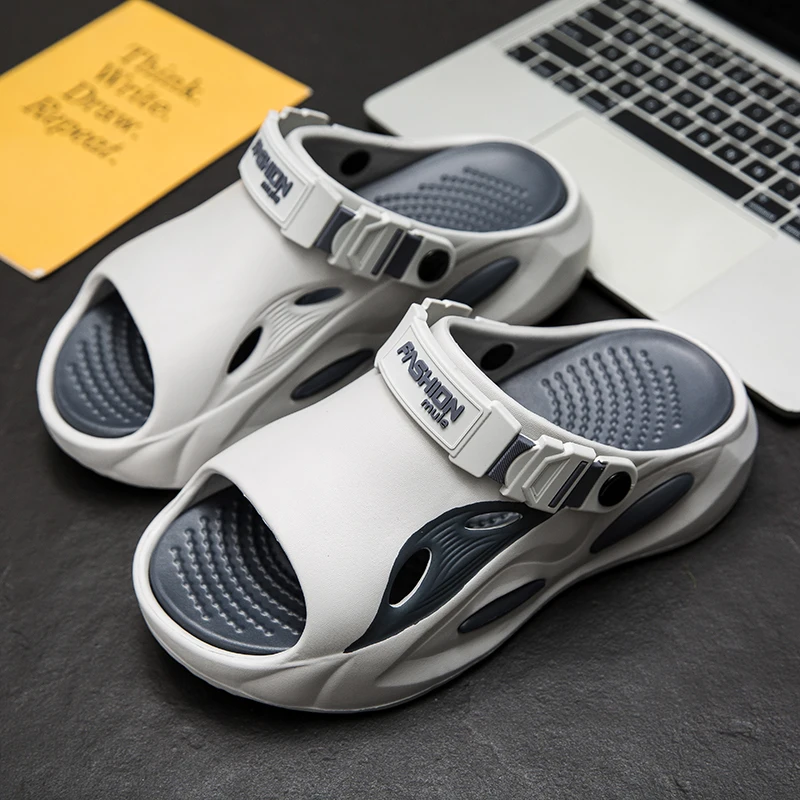 2026 Sommer Herren Badeschlappen Strand Clogs Rutschfeste Weiche Pantoletten Outdoor Sandalen Herren Freizeit Wasser Gartenschuhe Herren Strandpantoffeln