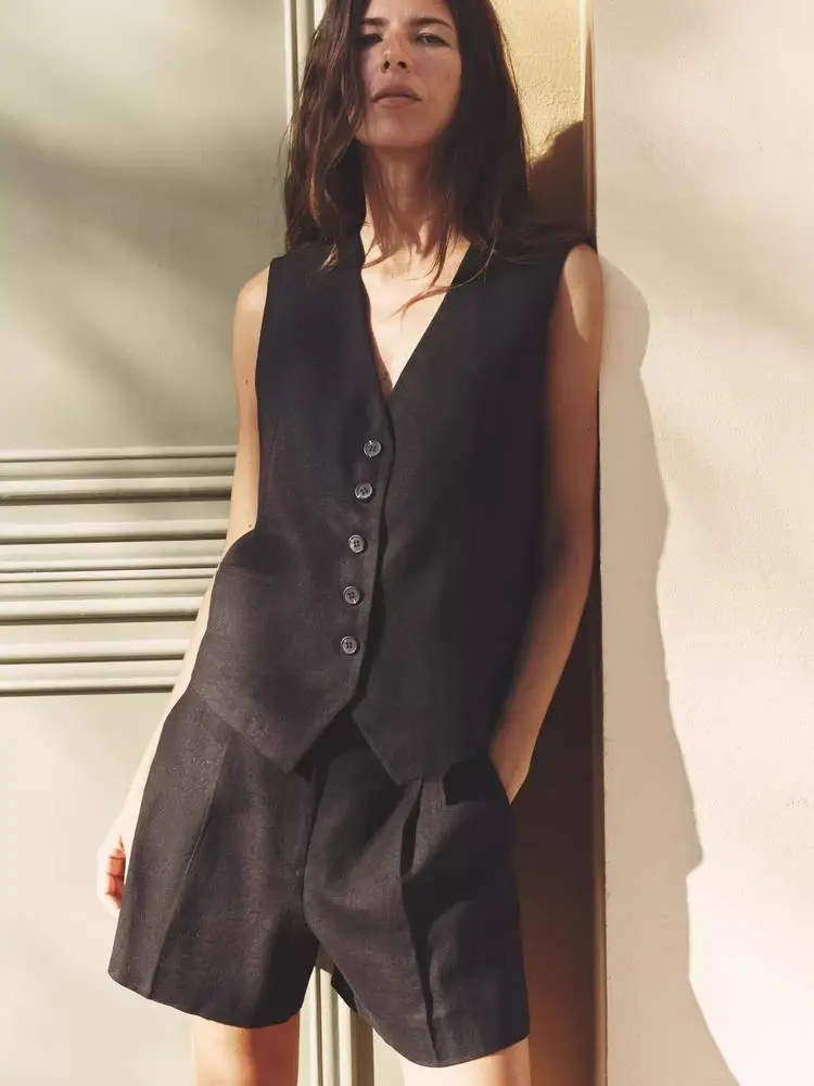 

Комплект из двух предметов: укороченный топ с V-образным вырезом из смесовой ткани и шорты, с застежкой на одну пуговицу, в китайском стиле, для женщин, на осенний сезон