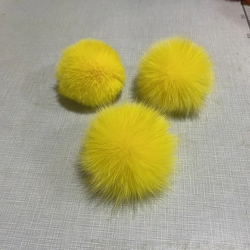 5pcs/lot 8cm Natural Real Fox Fur Ball Pom Pom Fluffy Genuine Fur Pompom DIY Winter Hat Skullies Beanies Knitted Cap Pompoms f86