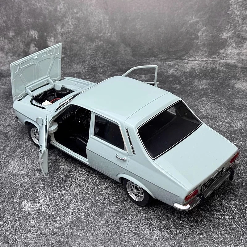 Obrázek 7: NOREV 1:18 pro 12 gordini TS slitina auto modelka modrá a bílá pár