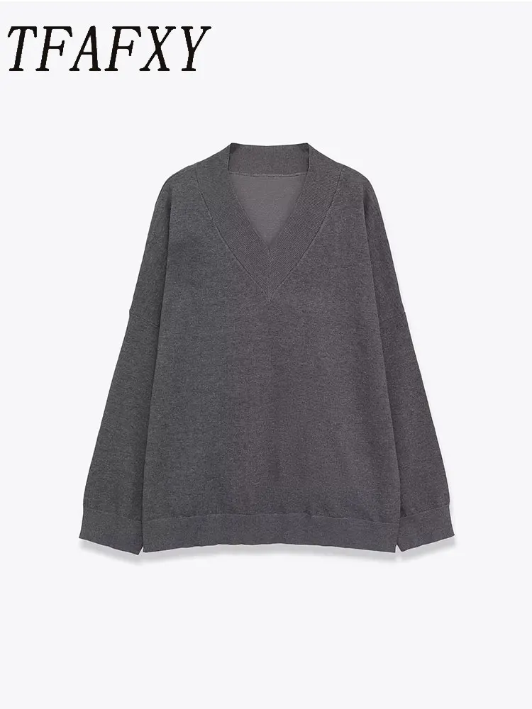

TFAFXY Women's 2025 Autumn New Fashion Lazy Style Casual Knitted Sweater Chic V-Neck Long Sleeve Oversized Sweater Pullover