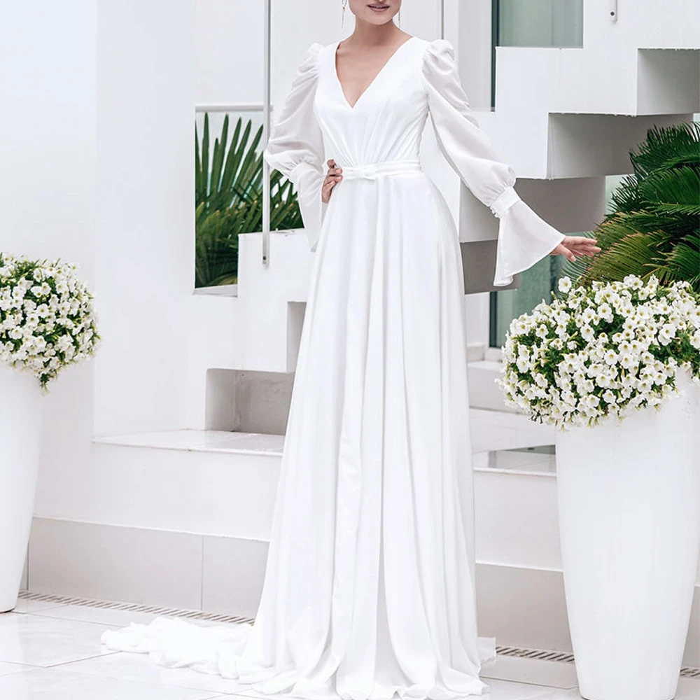 Eleganti abiti da sposa bianchi con scollo a v maniche lunghe svasate bottoni per cintura con fiocco dietro semplici abiti da sposa di alta qualità