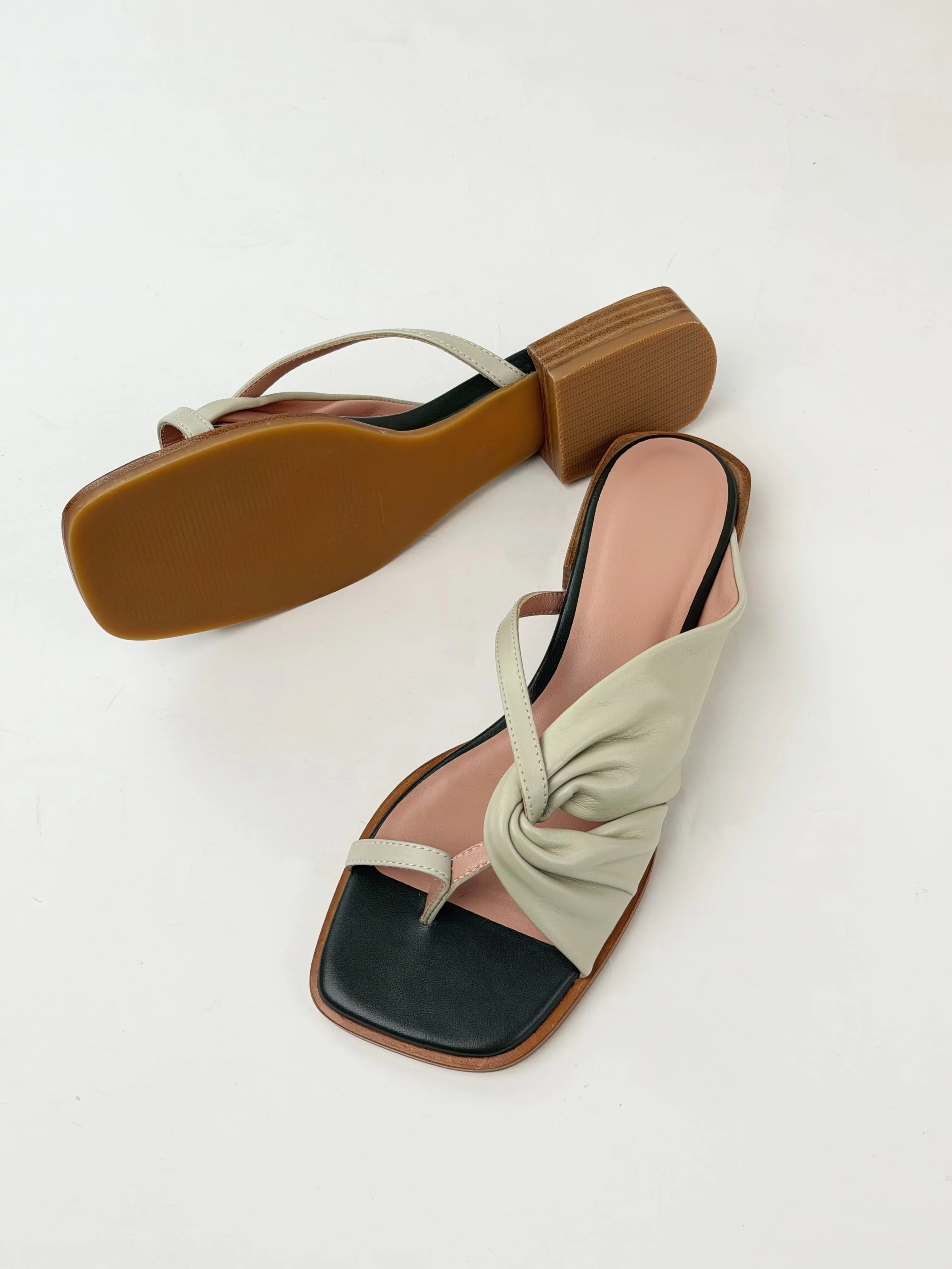 26 sheepskin Women Slippers  Soft, Comfortable, Non-Slip House Slippers for Indoor Summer Wear BG1006