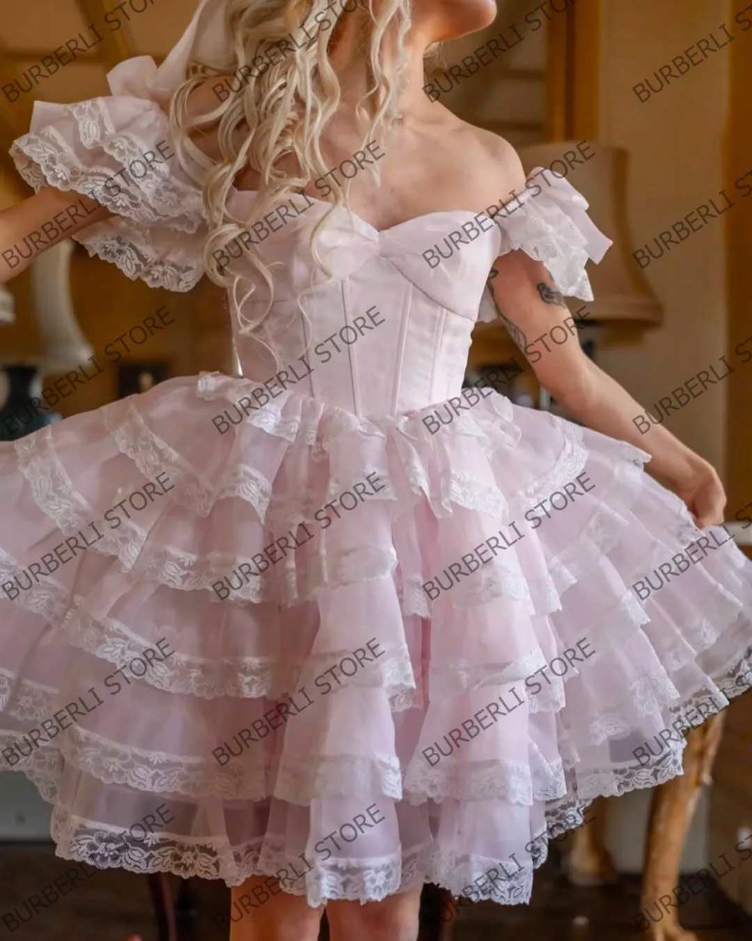 Abito da ballo vintage con volant rosa baby Abito da festa di compleanno per ragazze in maglia a strati di pizzo grazioso Abiti estivi da donna gonfi con spalle scoperte