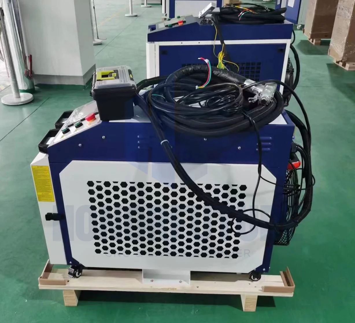 استقرار عالي 1.5kw 2kw 3kw 6kw آلة لحام بالليزر ماكينة بتحكم رقمي بالكمبيوتر المعادن 3 في 1 آلة تنظيف قطع اللحام بالليزر متعددة الوظائف #4