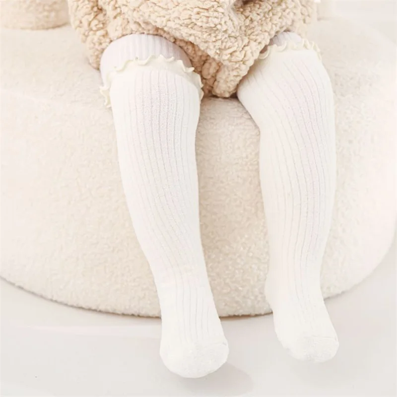 

Toddler Girls Cozy Fleece Knee-High Socks with Non-Slip Bottoms Warm Winter Over-the-Knee Socks for Playtime and Naptime