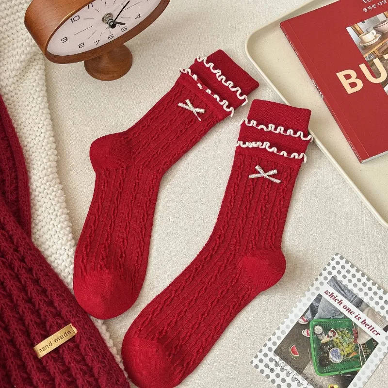 جوارب حمراء لاكي بدون خياطة - جوارب متوسطة الساق بتصميم على شكل فيونكة من Miu، هدية السنة الصينية الجديدة للنساء 2026 #5