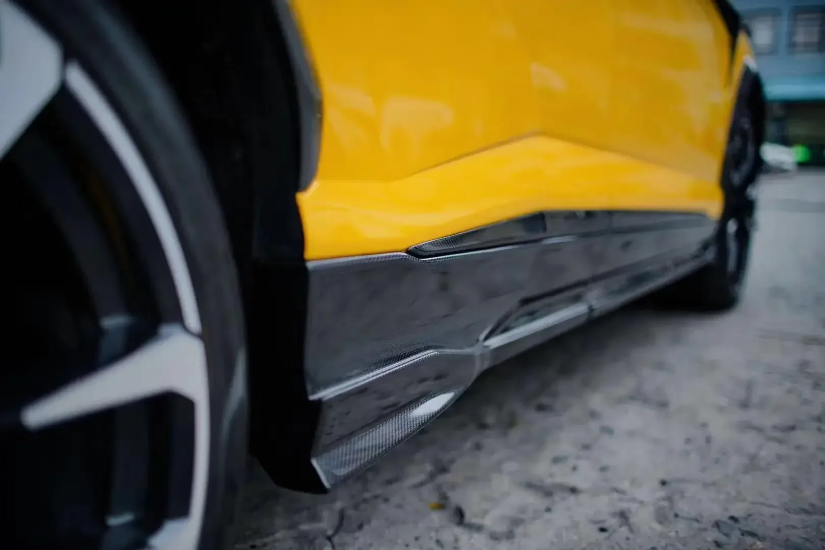 Carbon Fiber TopCar Design Body Kit For Lambo Urus Front Lip Rear Bumper Lip Side Skirt Engine Hood