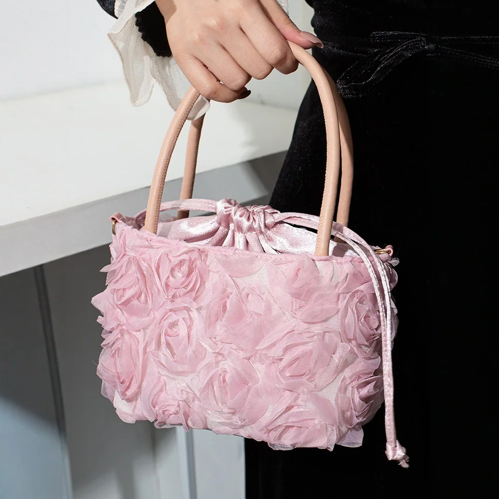 

Luxury Designer Evening Bags for Women Hand-clasp Flower Tote Bag Ladies Shoulder Bag Trend Purse and Handbags for Wedding/party