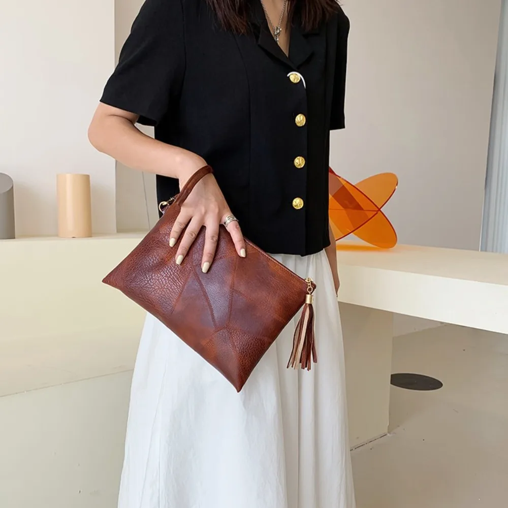 Fashion Tassel Handheld Bag PU Leather Korean Style Zipper Coin Purse Earphone Pouch Wallet Small Item Bag Women