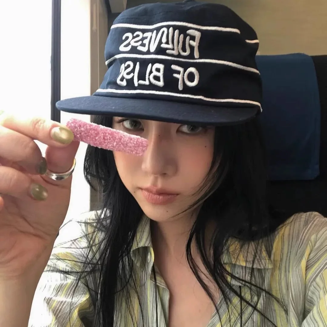

Brand Navy Blue Letter Embroidery Stripe Flat Brim Cap Casual Sle ex Spring Season All Weather Fiing Cap