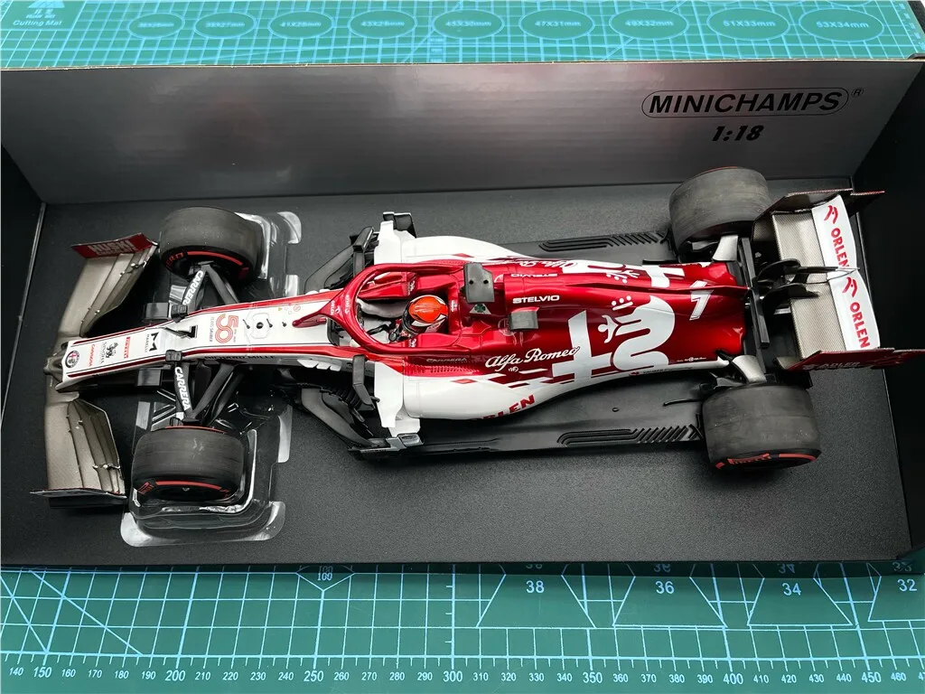 

Minichamps 1:18 F1 C39 Райкконен Стирия 2020, коллекционная статическая модель автомобиля из смолы и металла, подарок
