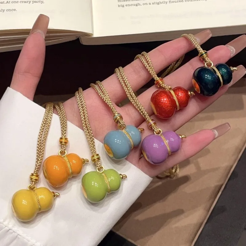

Новые китайские ювелирные изделия, эмалированное красочное ожерелье из тыквы, нишевое модное универсальное ювелирное изделие, изысканные высококачественные темпераментные украшения