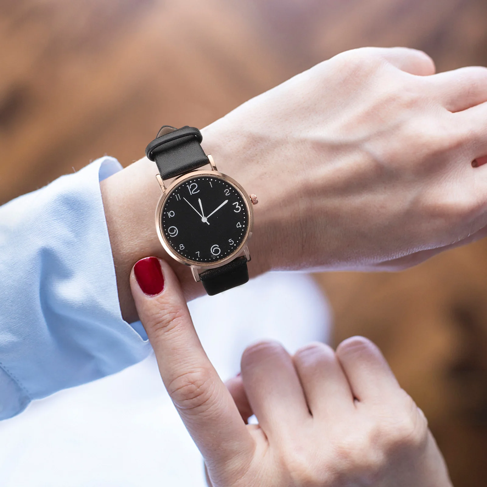 

2Pcs Women Quartz Wrist Watch PU Strap Fashion Casual Student Watch Classic Comfortable Gift for Women