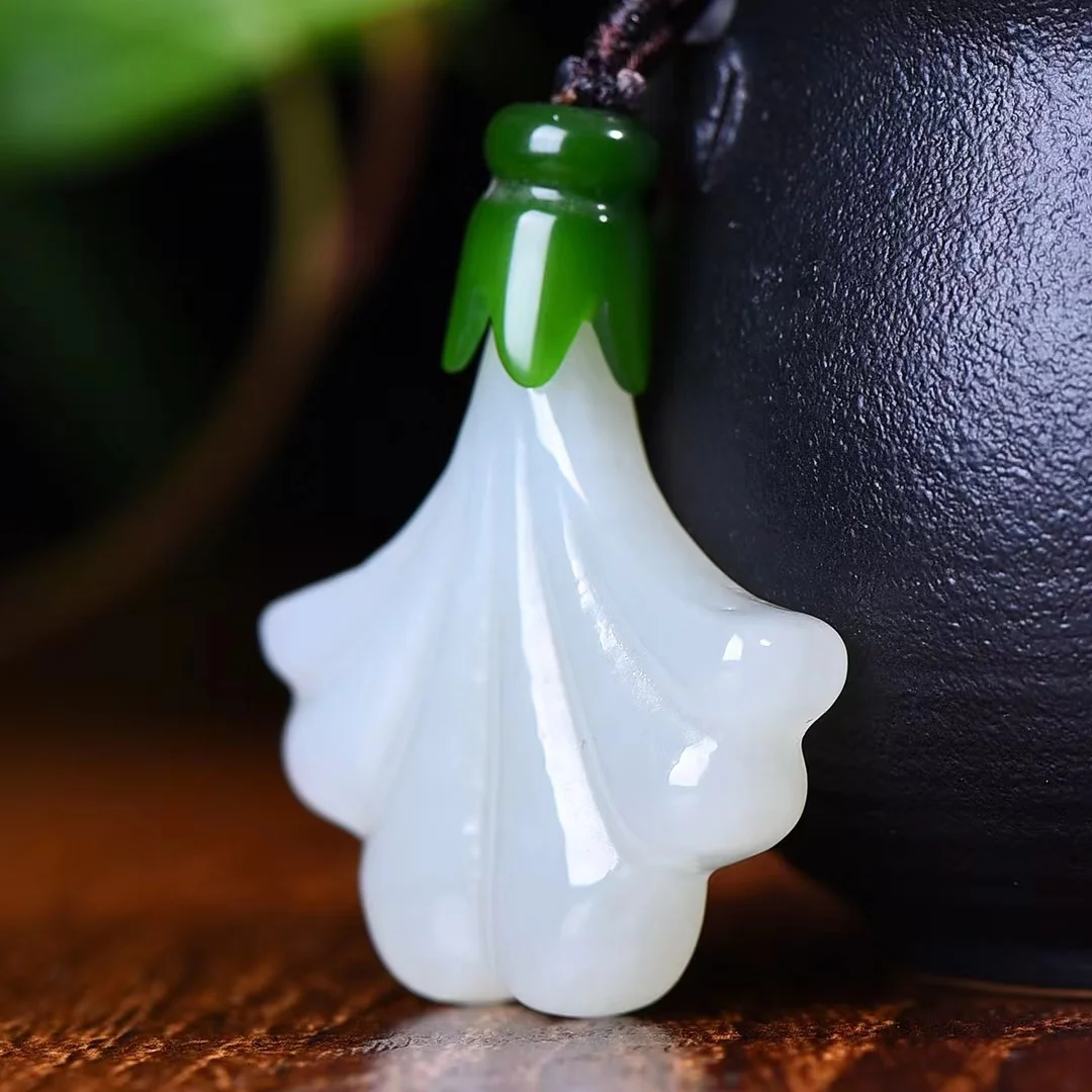 Exquisite Hetian Jade Double-sided Ginkgo Leaf Pendant Jewelry