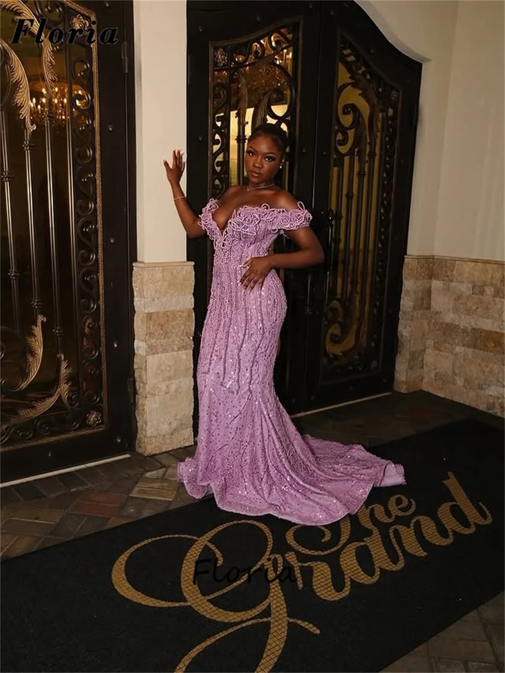 ไนจีเรียสีม่วง Strapless ไข่มุกชุดราตรีแอฟริกัน Aso Ebi Mermaid พรหมชุดสีดําสาวงานแต่งงาน Gowns ที่กําหนดเอง