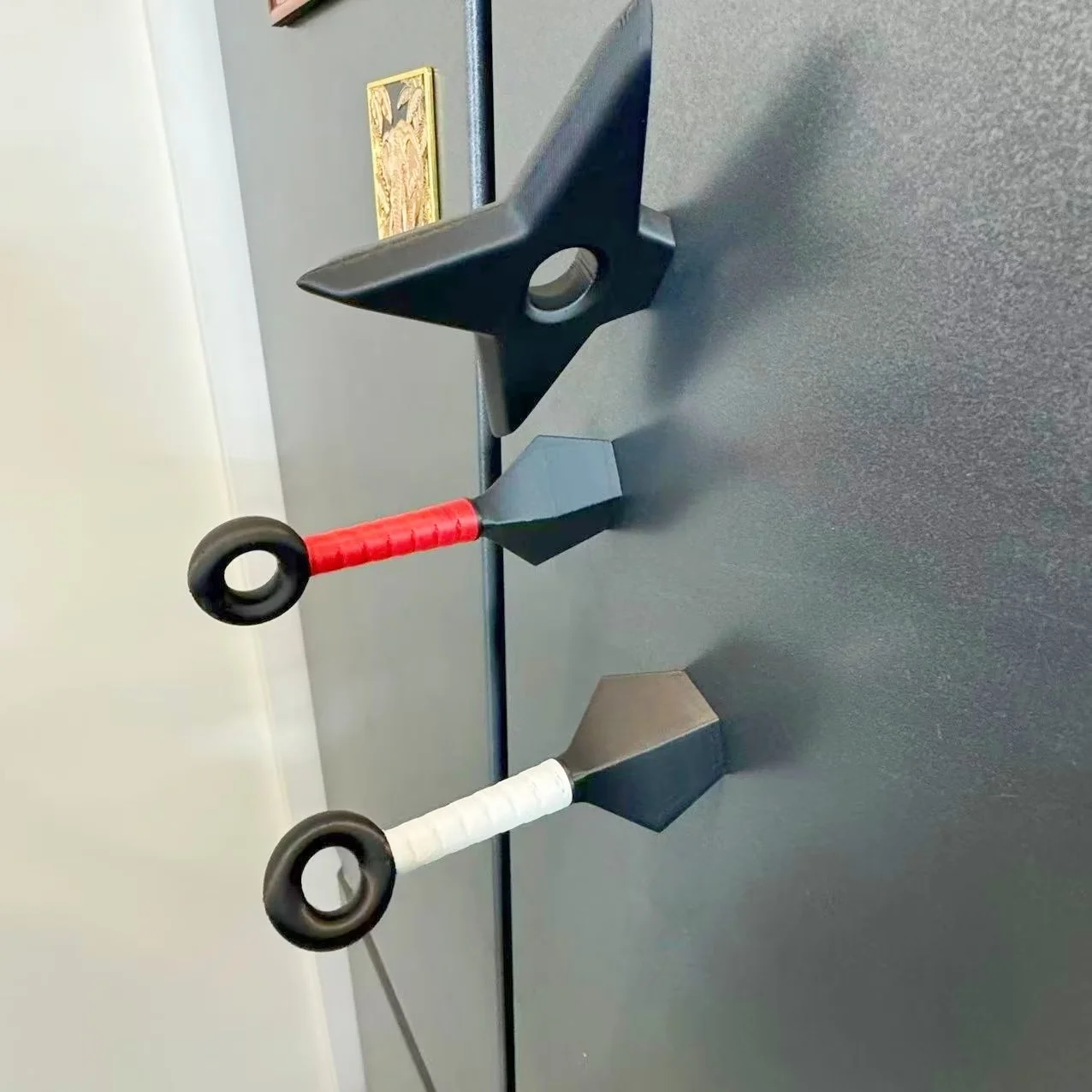 3D Ninja Darts Lustiges Kühlschrank-Ornament, Einzigartiges Geschenk-Dekorationsset, Darts Kühlschrank-Ornament