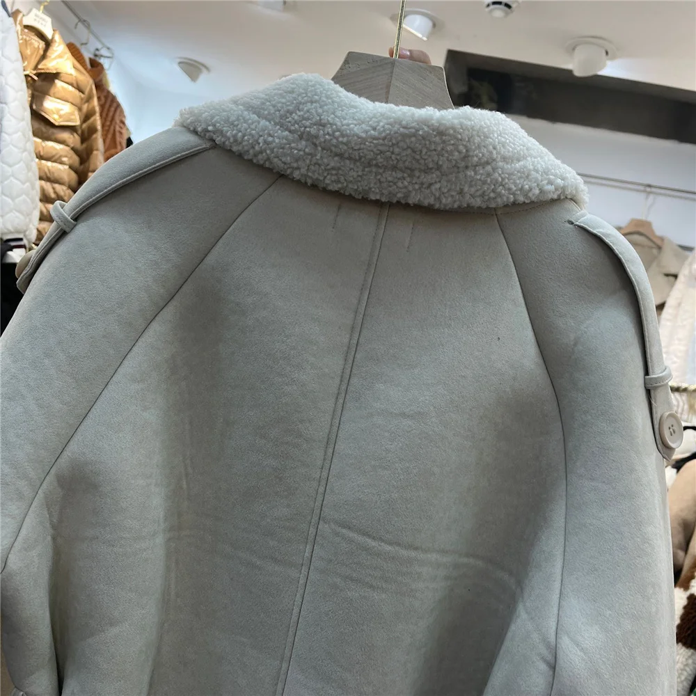 Per il 2023 cappotto di pelliccia sintetica donna inverno nuovo agnello lana pelle scamosciata colletto rovesciato Trench giacca di pelliccia Double face capispalla femminile Y3298