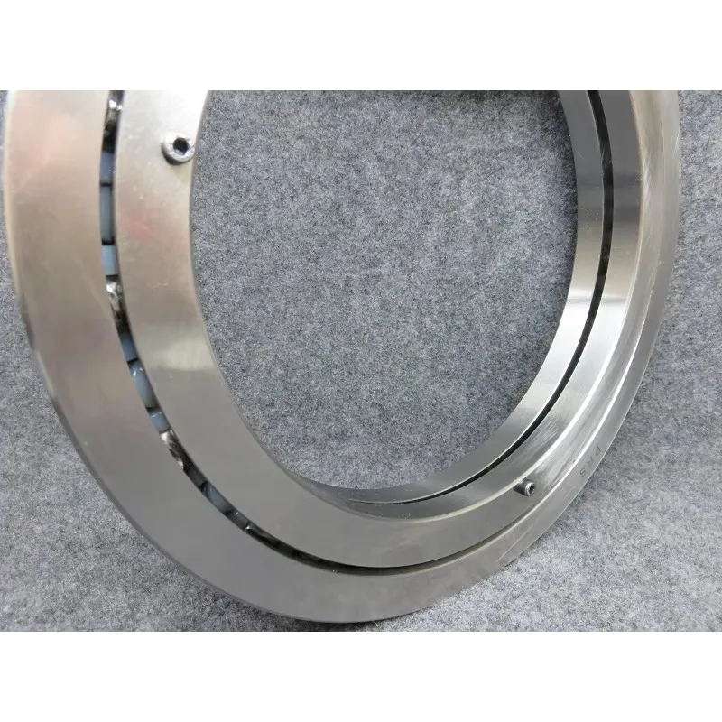 XR766051 615894A XD10.0457P5 Cuscinetto a rulli conici con cuscinetto a rulli incrociati