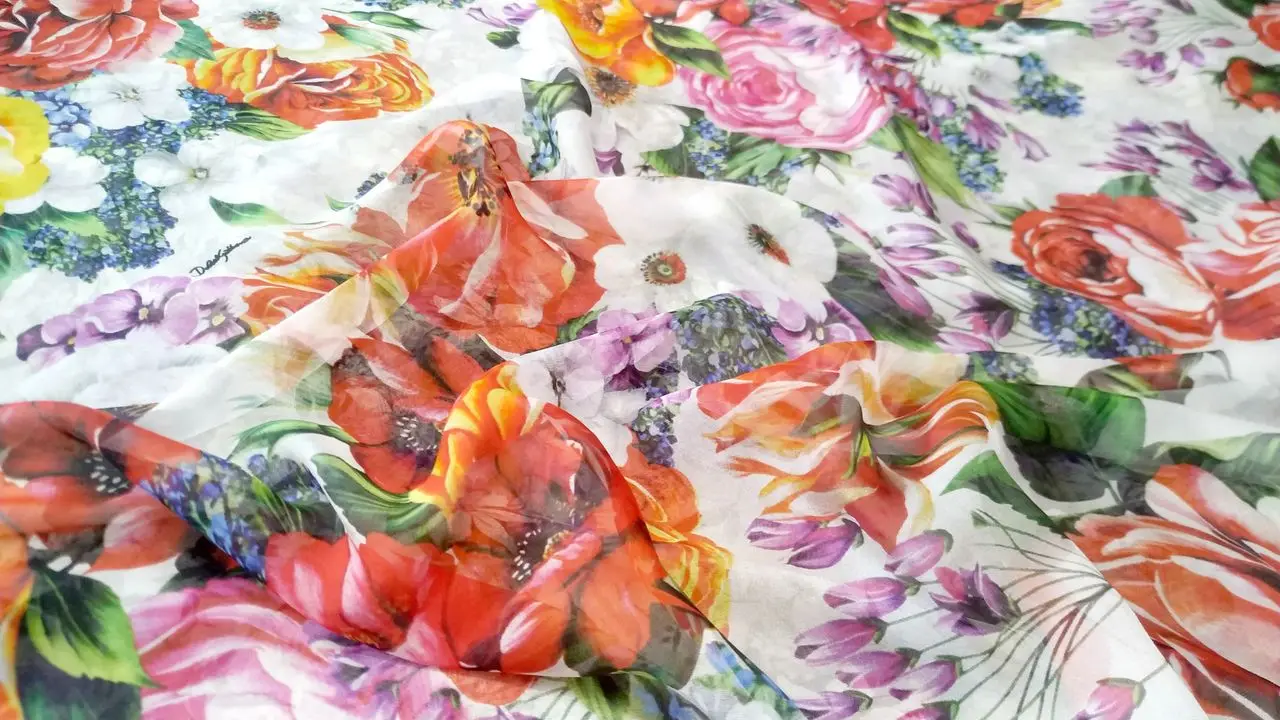 Width Fashion Hydrangea/Peony/Rose Flower Printed Thin Real silk Chiffon Fabric For Woman Dress Blouse Pants DIY Cloth Material