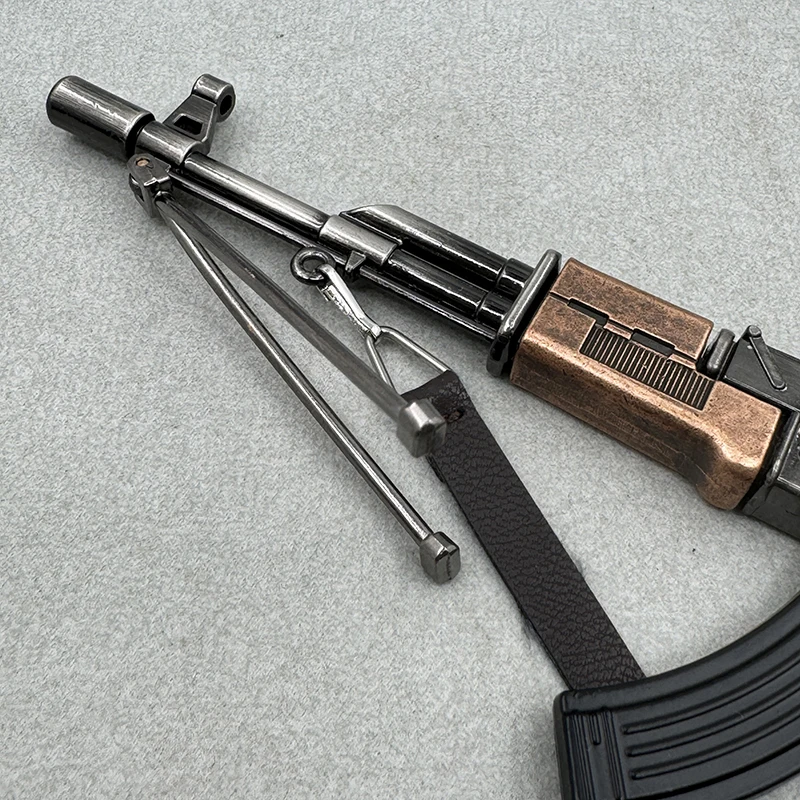 PUBG Battlegrounds AK47 Assault Rifle Replica 20 cm, Metallmodell, nicht befeuern, zusammenklappbarer Bestand, abnehmbarer Mag, Fan-Geschenk – Detail 5