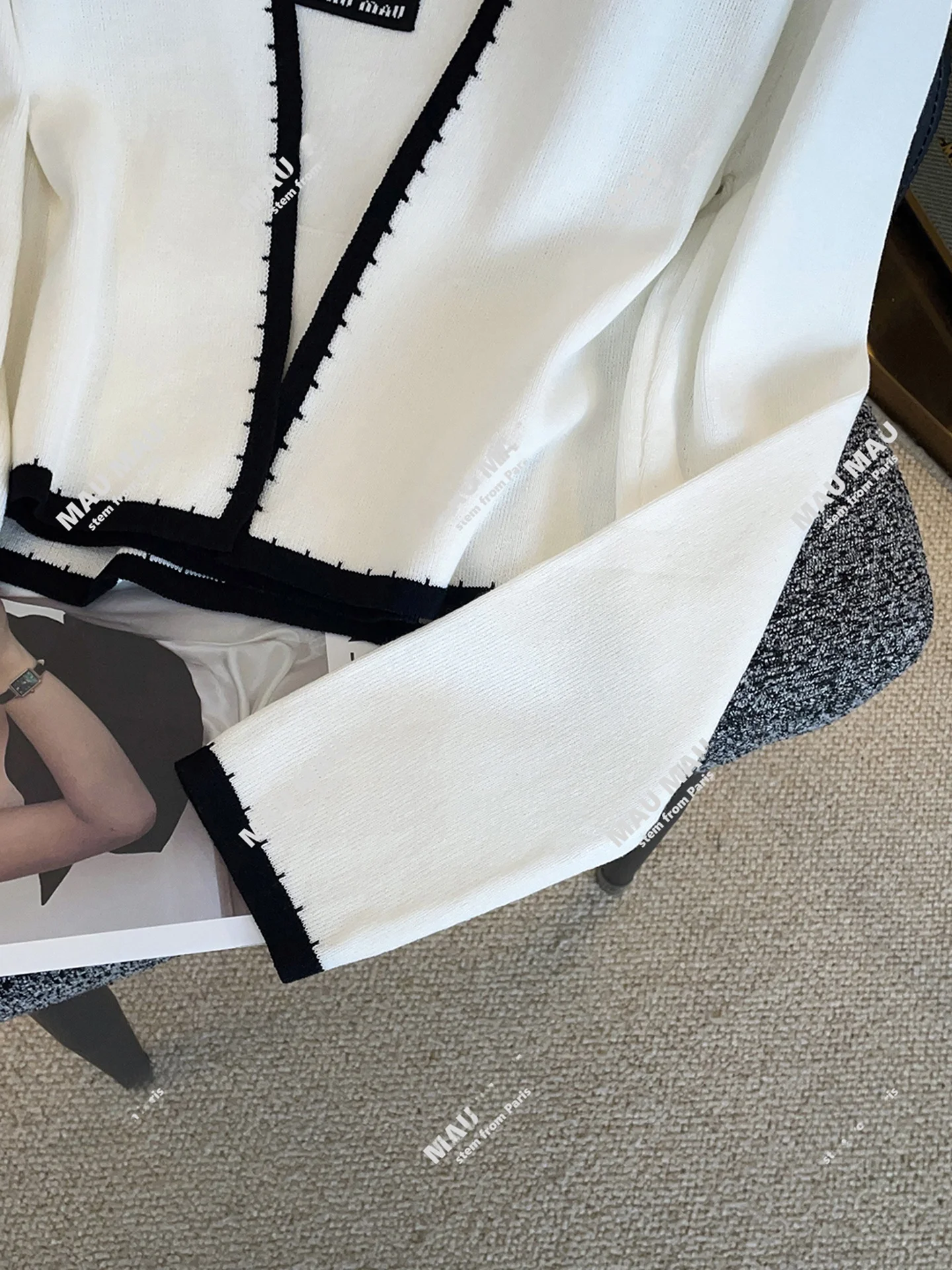 

High-End Knitted Open Cardigan Top And Strap Two-Piece Set for Women Autumn Winter Commute Sle Medium Softn Long Sve